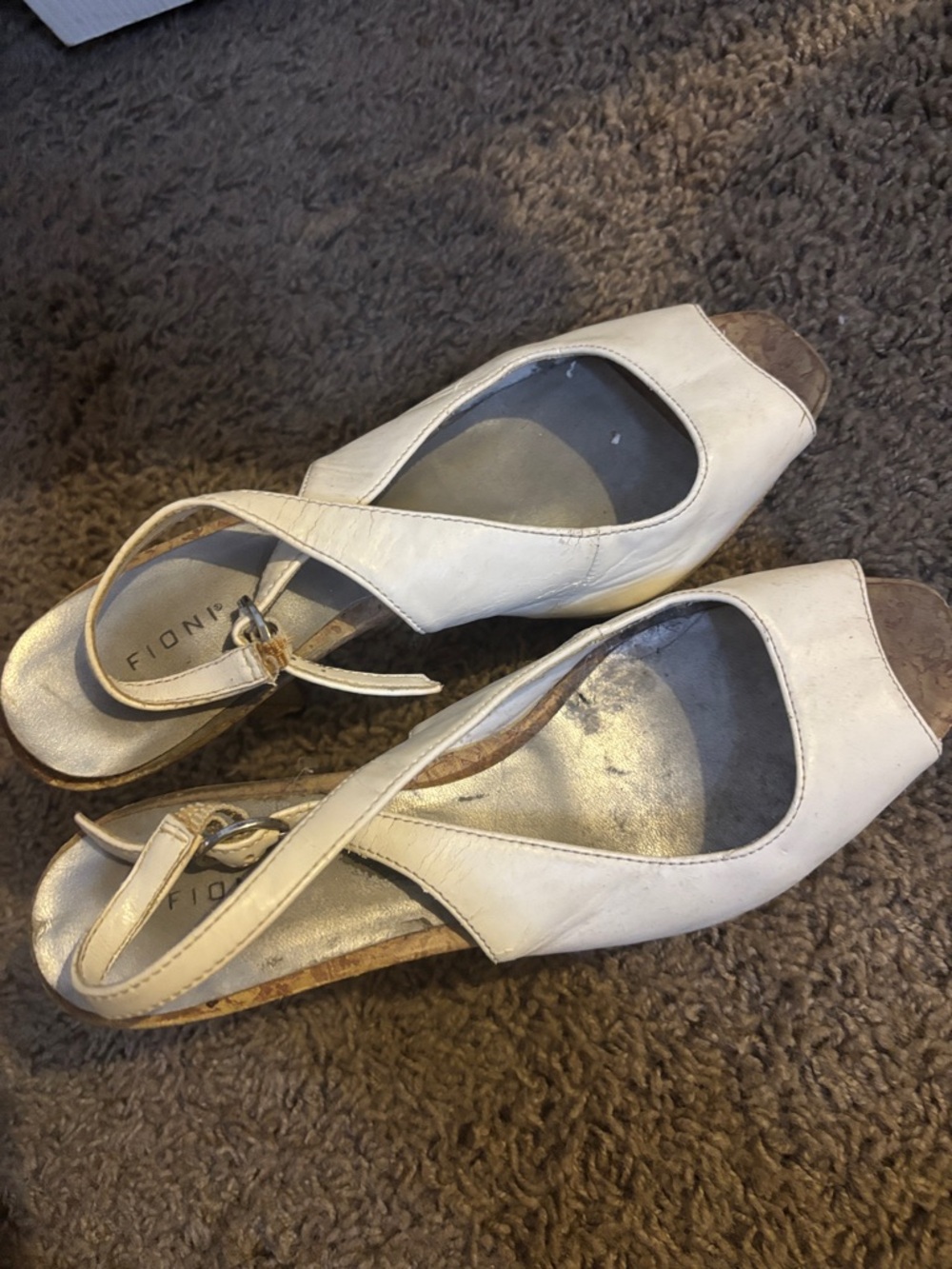 FIONI Clothing White Open-Toe Slingback Mules